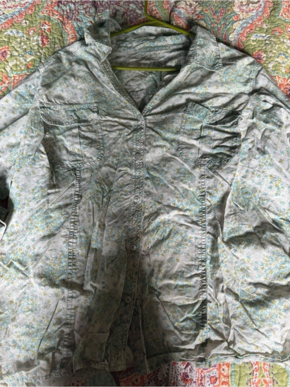 Light Green Floral Button-Front Women's Shirt